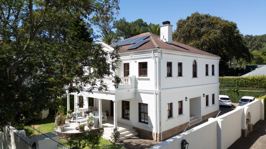 4 Bedroom Property for Sale in Newlands Western Cape